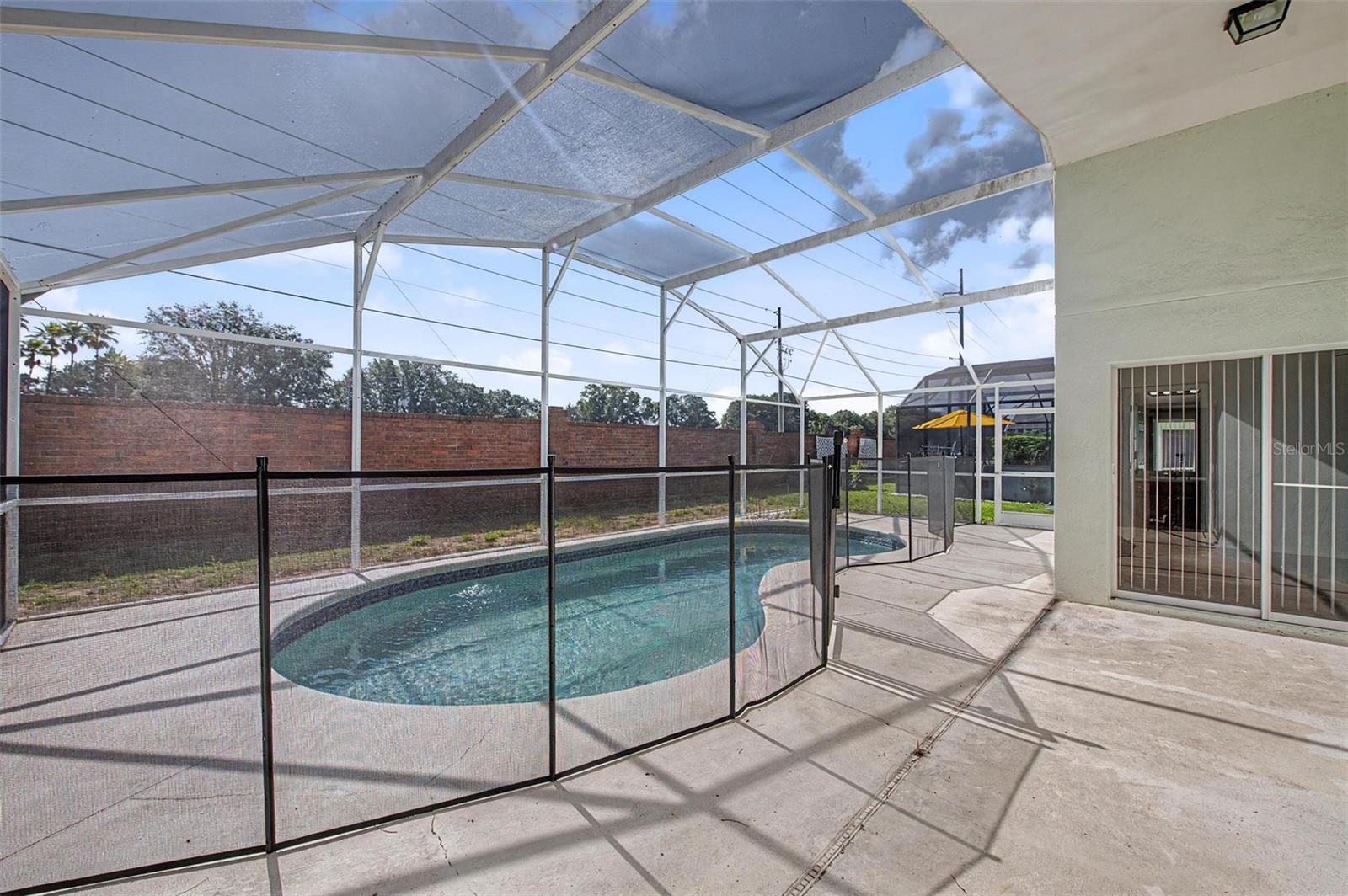 VILLAS OF WESTRIDGE - Residential
