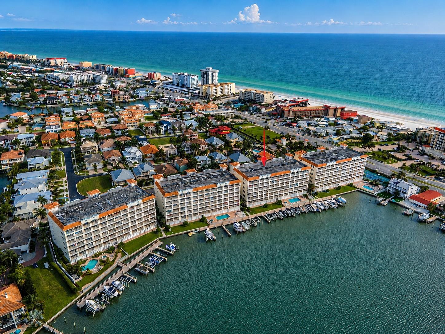 LAS FLORES CONDO - Residential