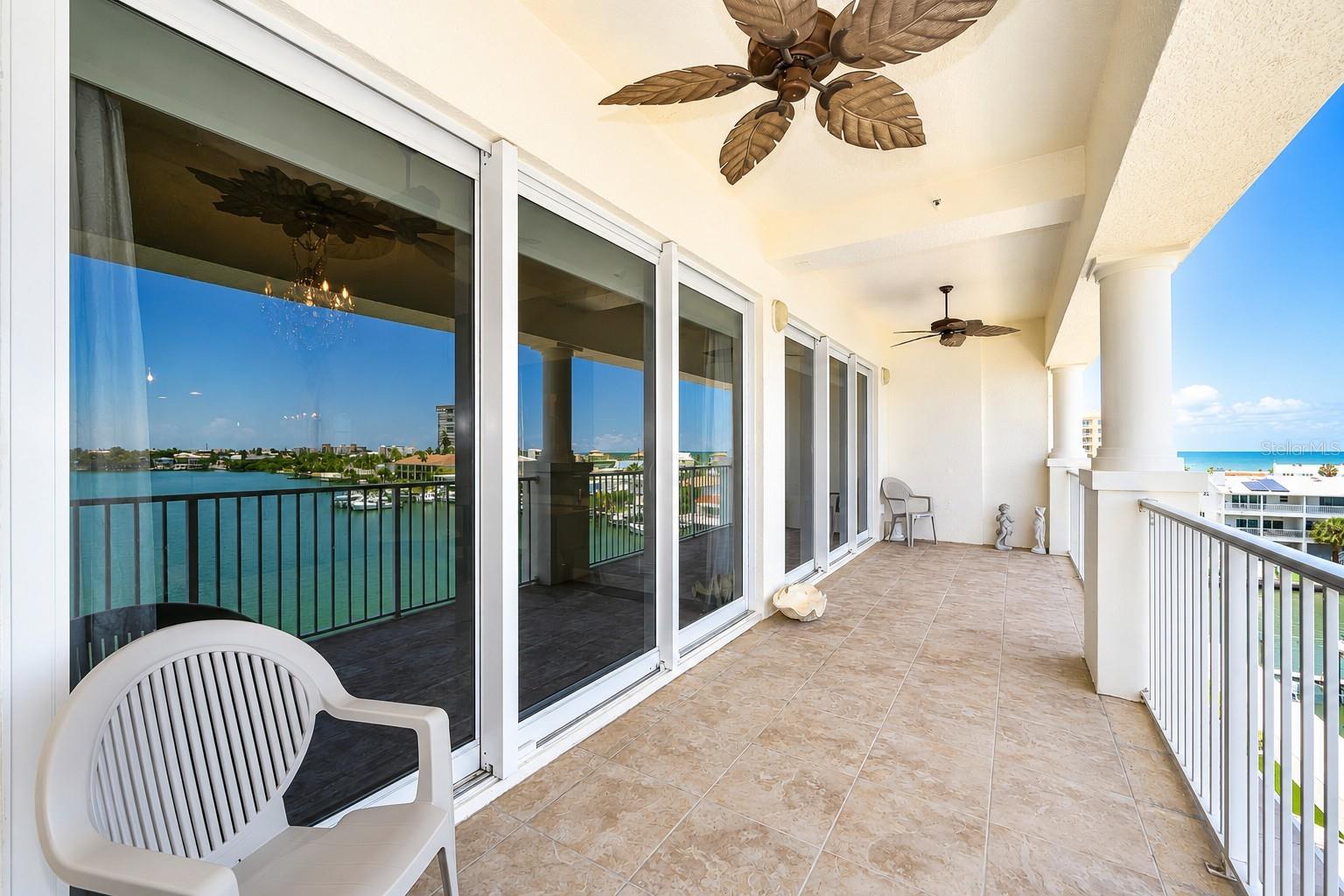 LAS FLORES CONDO - Residential
