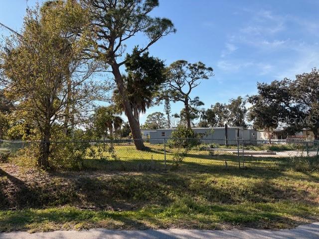 NOKOMIS MANOR NATURES PARK - Land