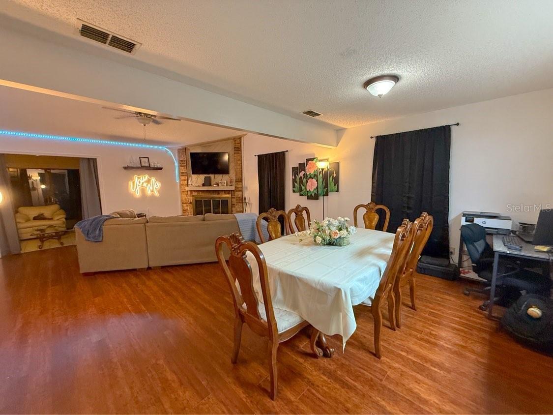 WHISPERING OAKS - Residential Lease