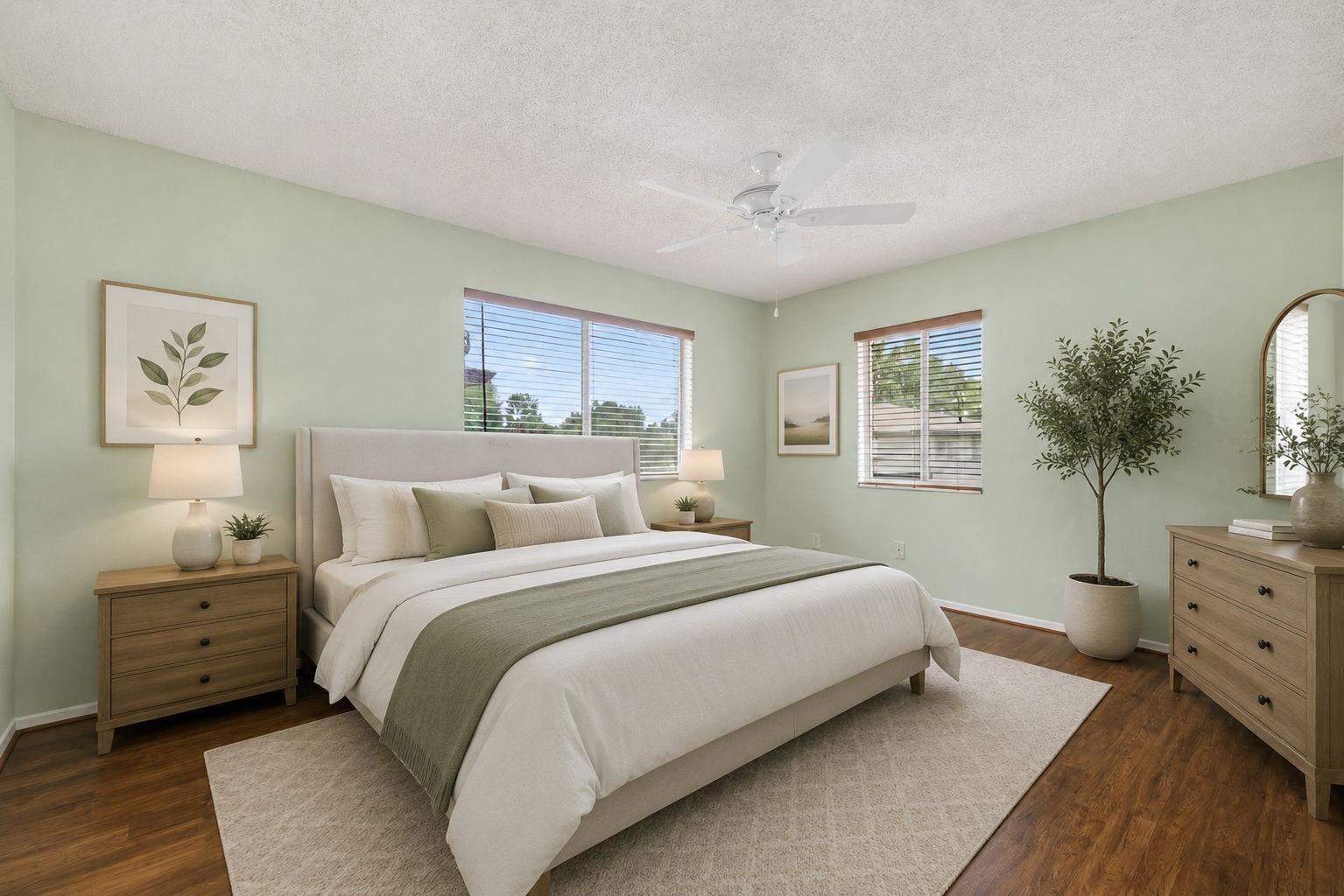 EASTWOOD SHORES - Residential