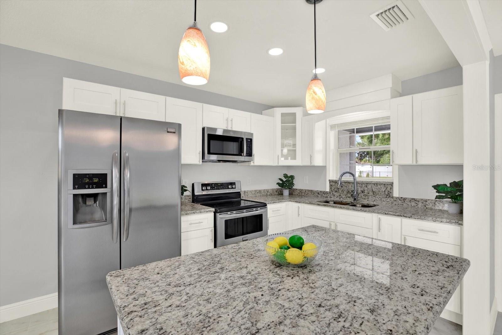 DEL RIO ESTATES - Residential