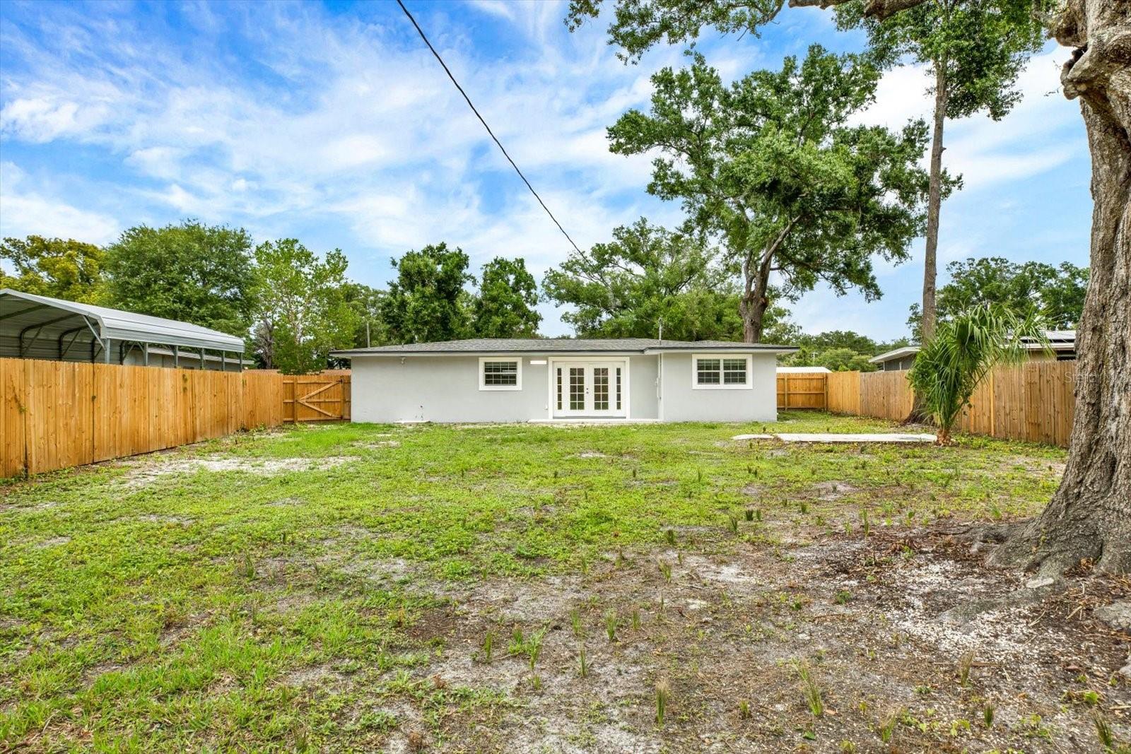 DEL RIO ESTATES - Residential
