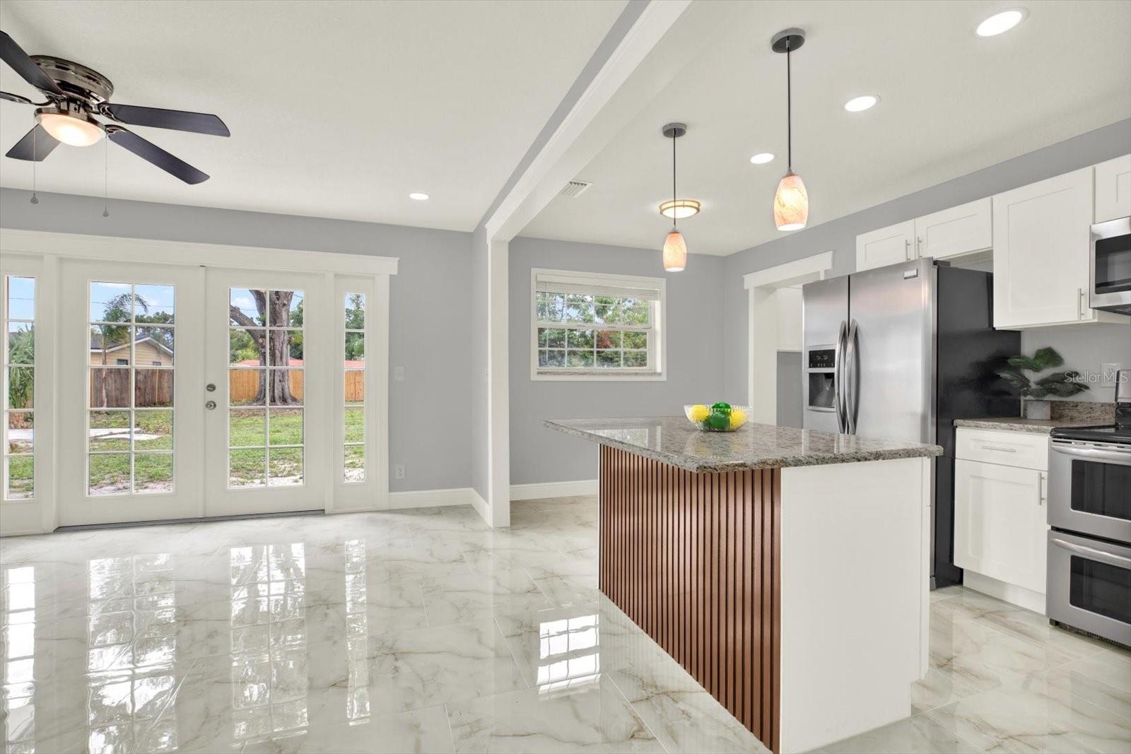 DEL RIO ESTATES - Residential