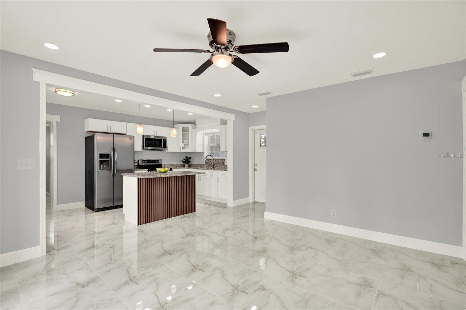 DEL RIO ESTATES - Residential