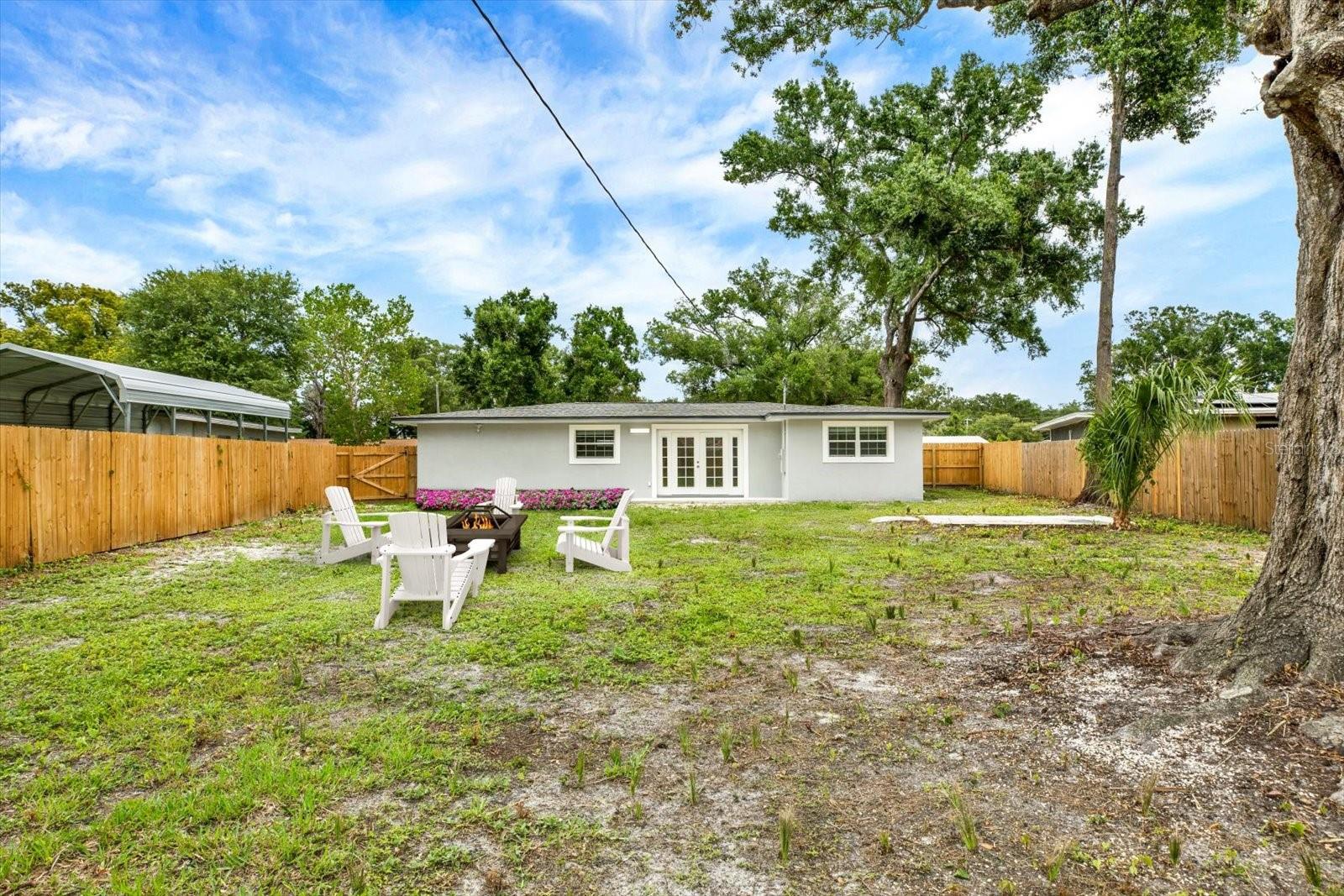 DEL RIO ESTATES - Residential