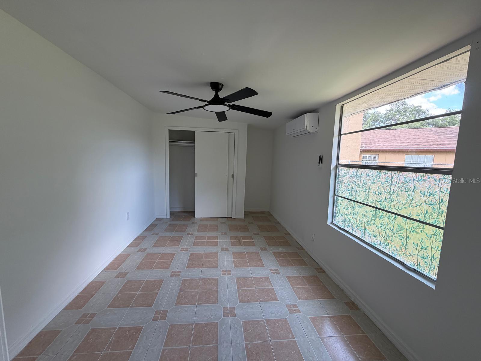 ROYALE OAKS PH 1 - Residential