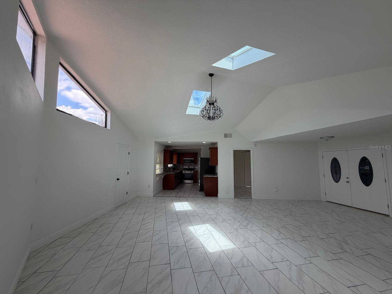 ROYALE OAKS PH 1 - Residential