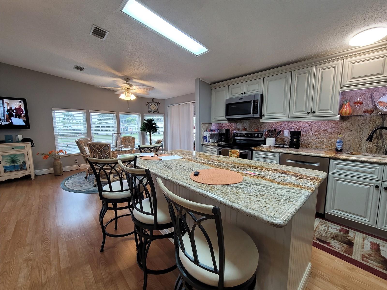 SWEETWATER GOLF & TENNIS CLUB ADD 01 - Residential