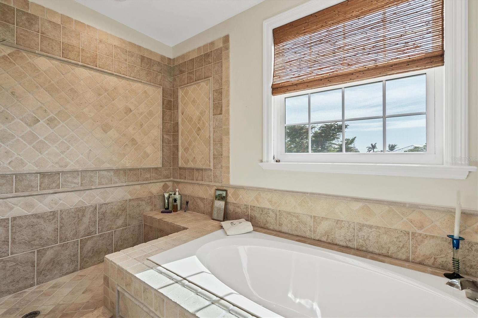 NORTH BAY - Residential