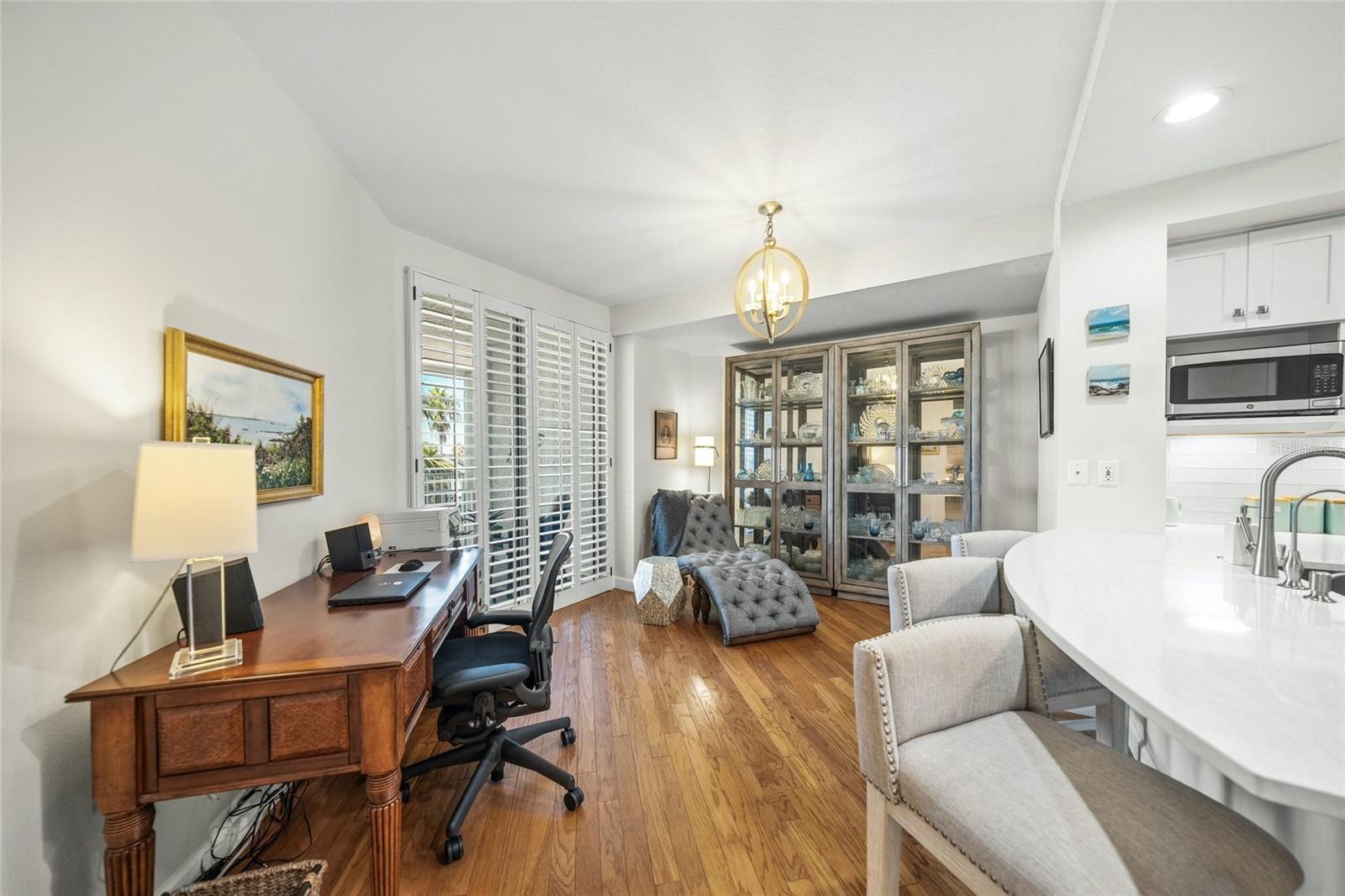 DOLPHIN BAY-SIESTA KEY SEC B - Residential