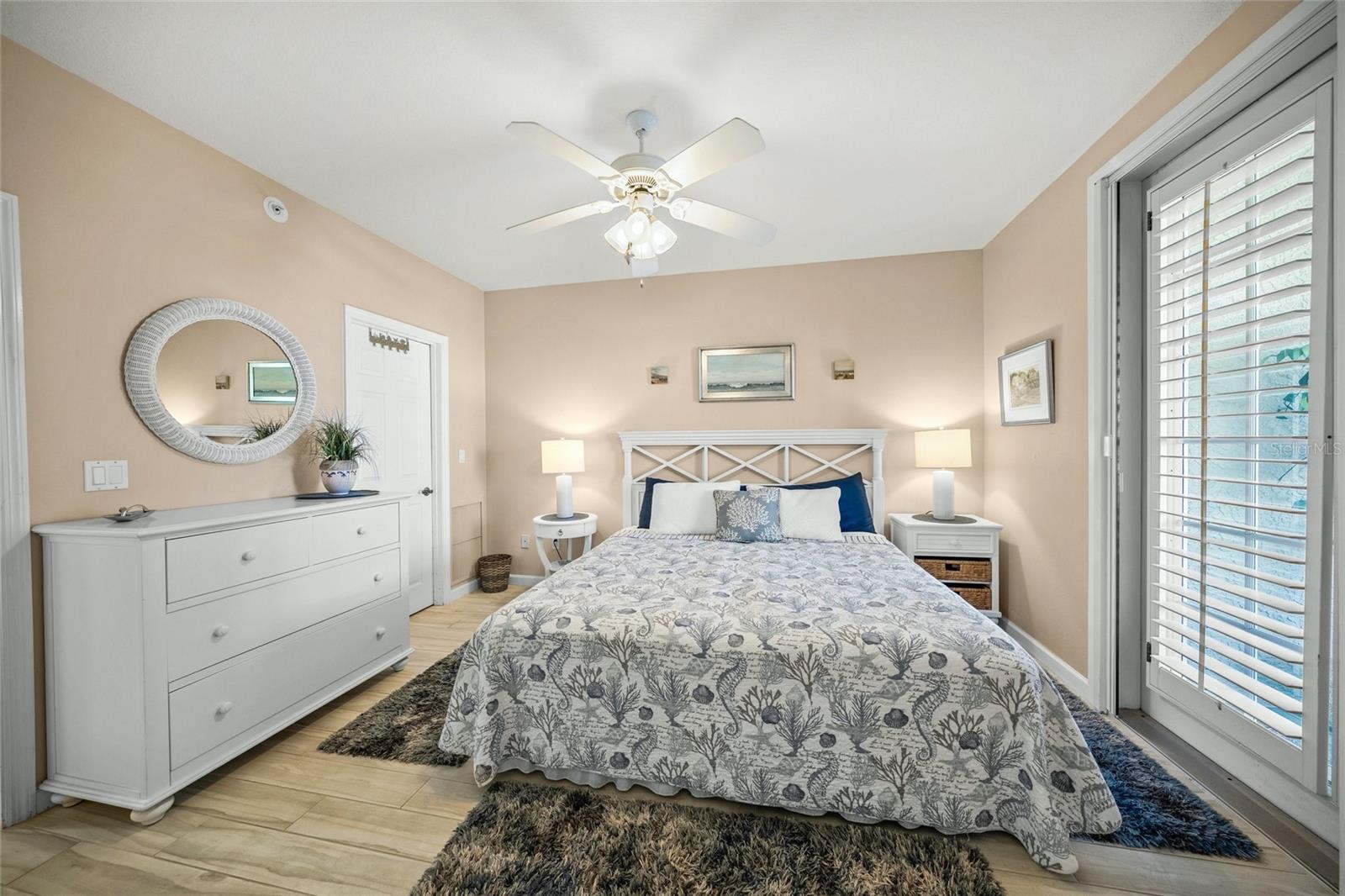 DOLPHIN BAY-SIESTA KEY SEC B - Residential