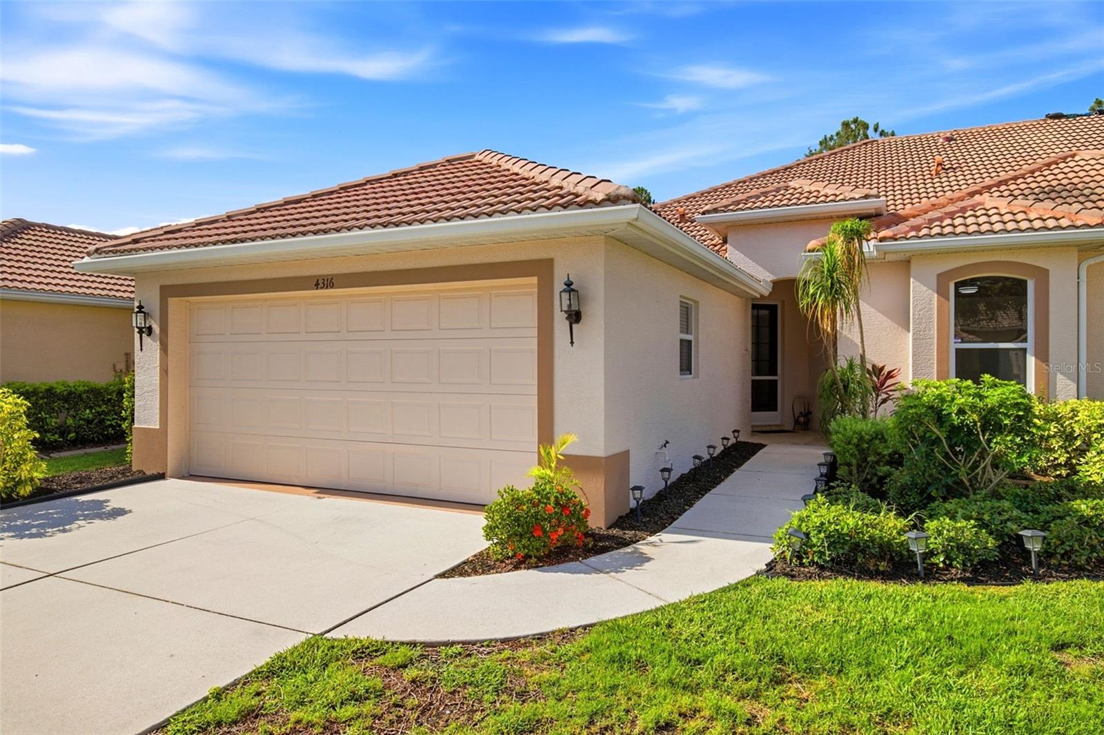 CALLISTA VILLAGE - Residential