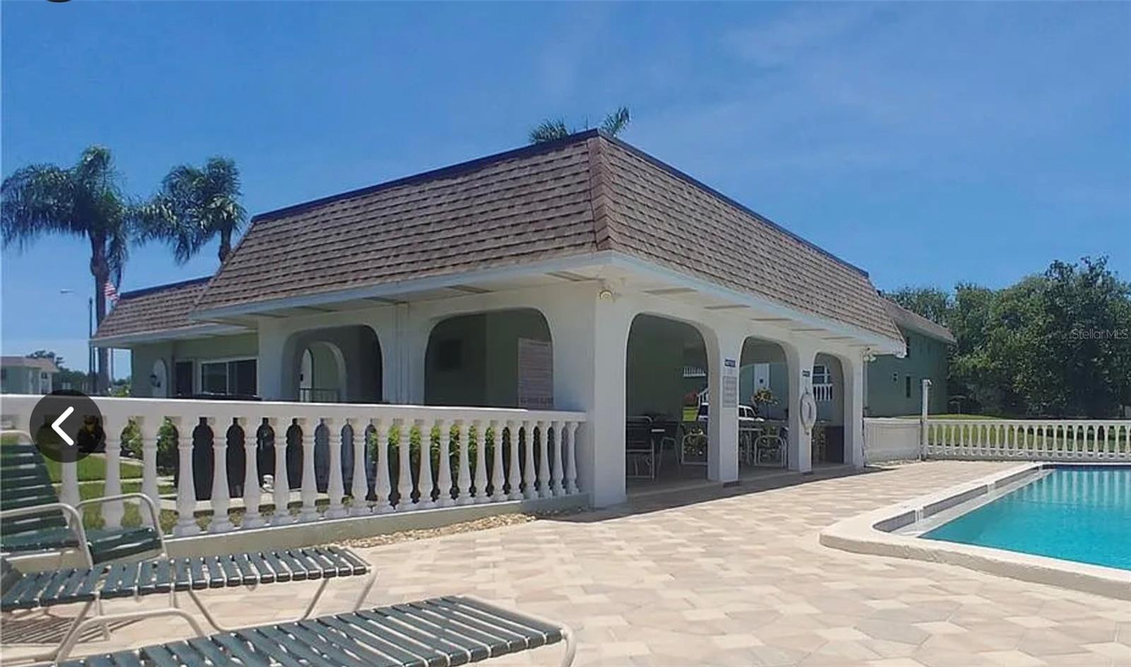 GREEN DOLPHIN PARK CONDO - Residential