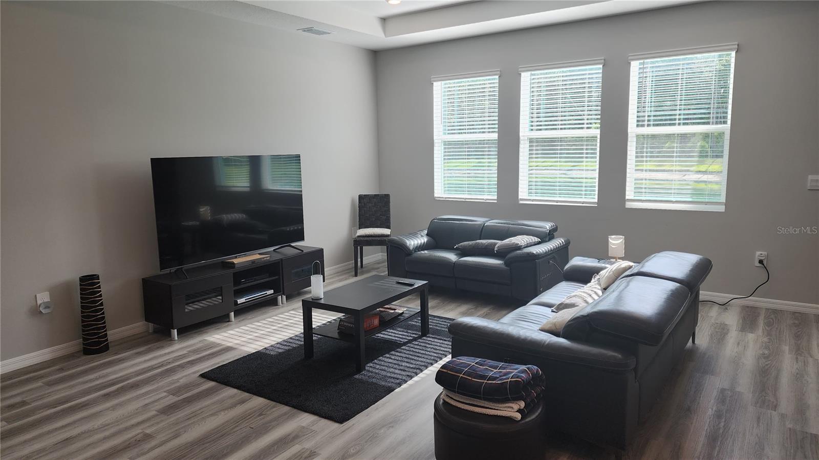 DEERBROOK - Residential