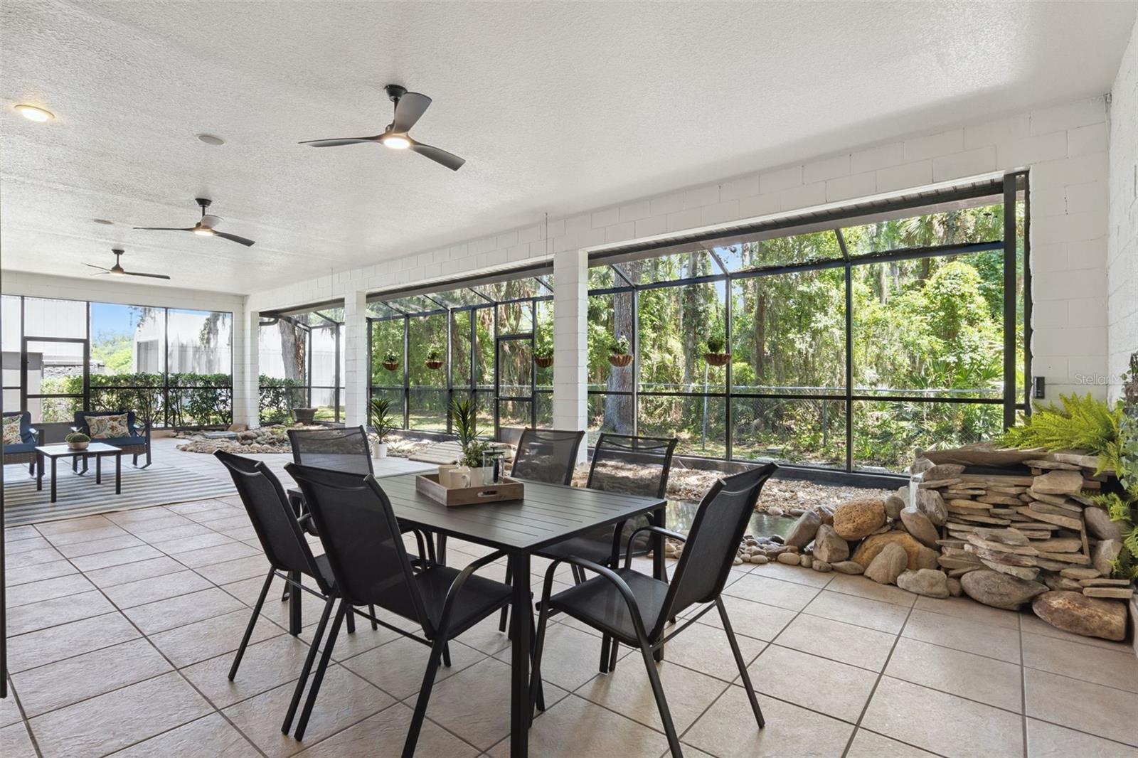 LAKE HARNEY SHORES 1ST ADD - Residential