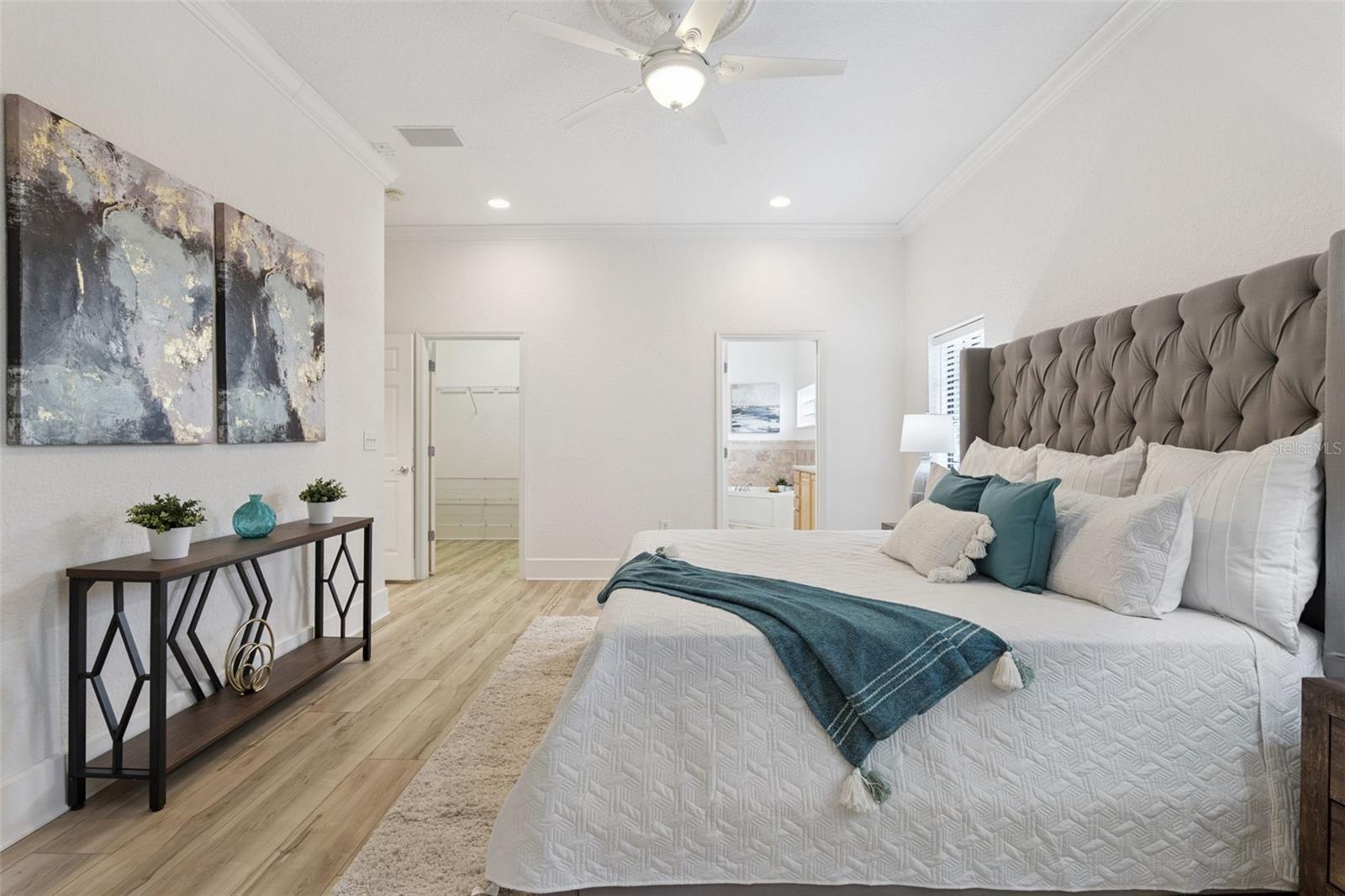 LAKE HARNEY SHORES 1ST ADD - Residential