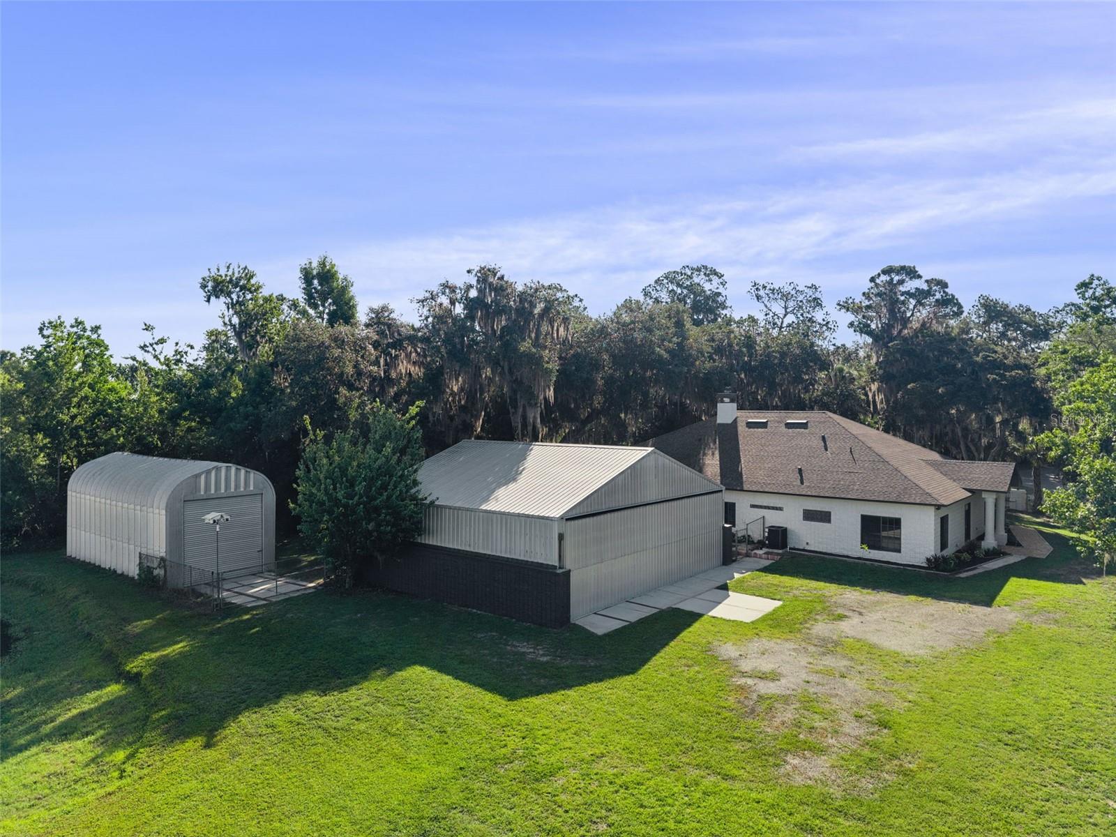 LAKE HARNEY SHORES 1ST ADD - Residential