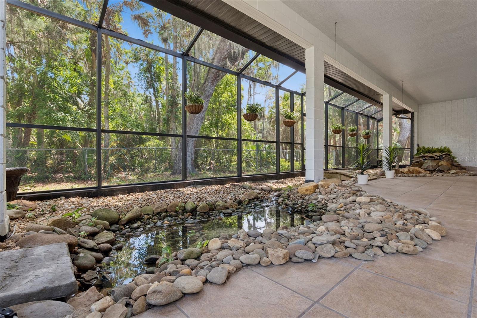 LAKE HARNEY SHORES 1ST ADD - Residential