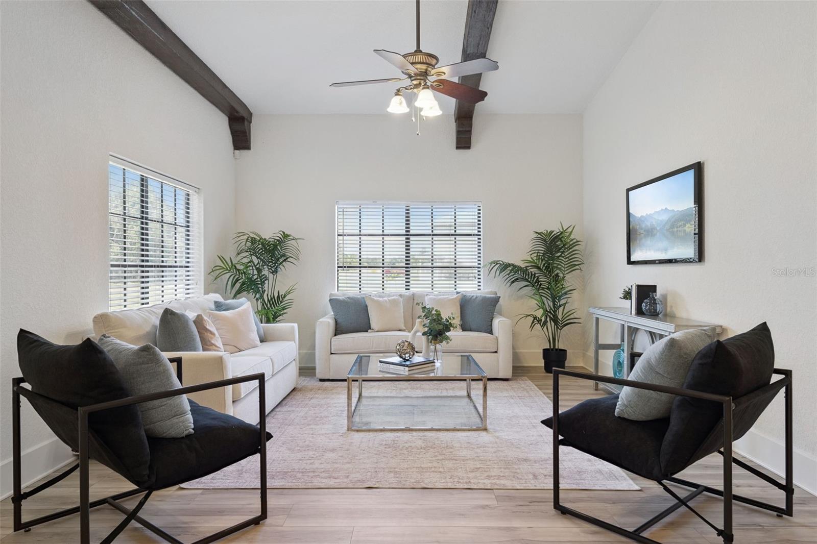 LAKE HARNEY SHORES 1ST ADD - Residential
