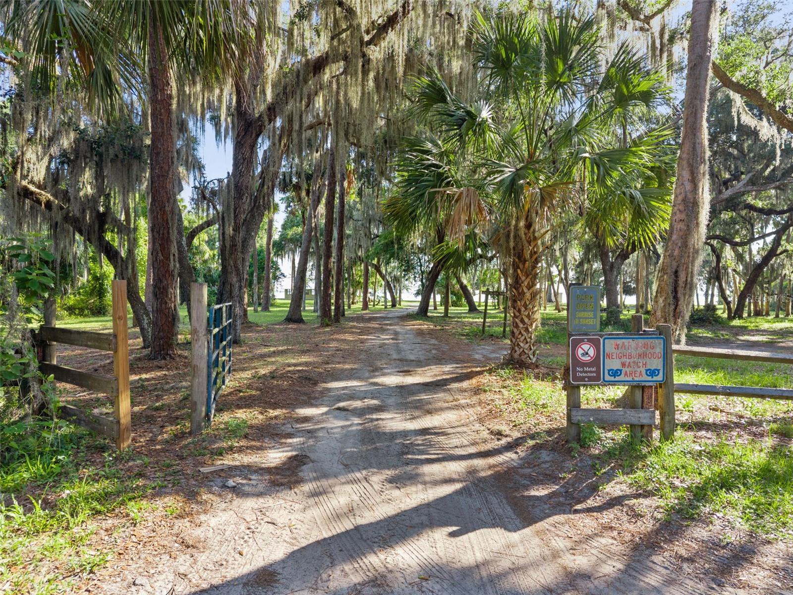 LAKE HARNEY SHORES 1ST ADD - Residential