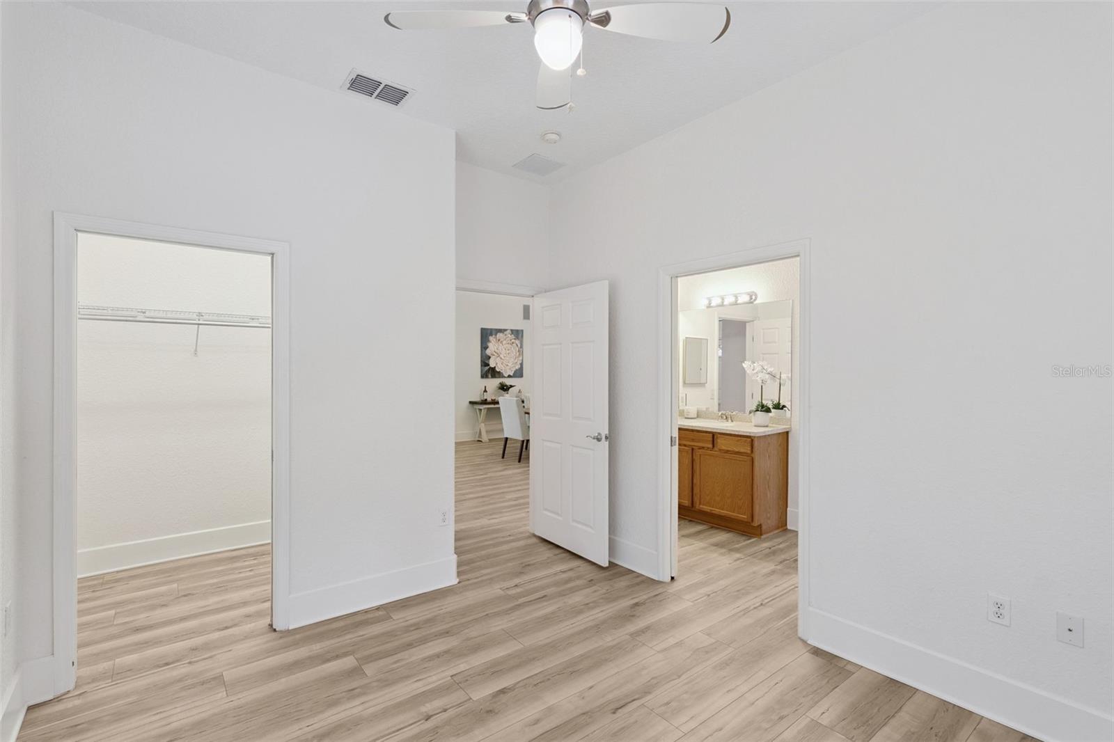 LAKE HARNEY SHORES 1ST ADD - Residential