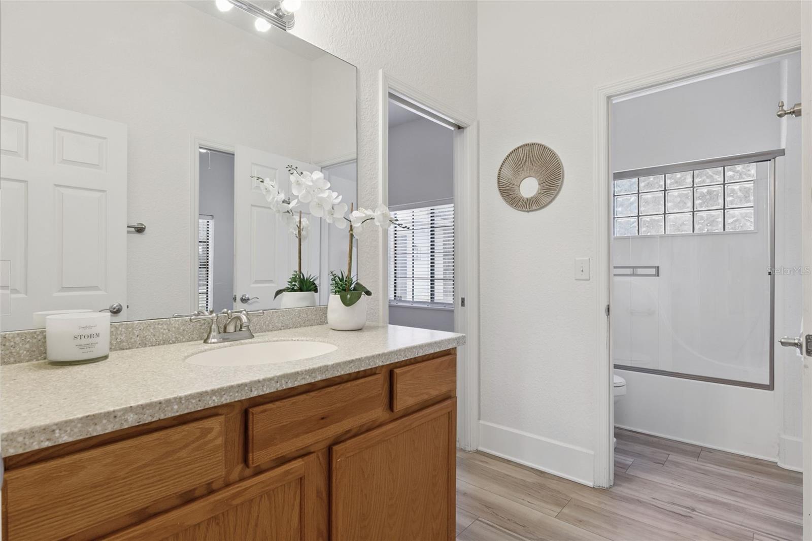 LAKE HARNEY SHORES 1ST ADD - Residential