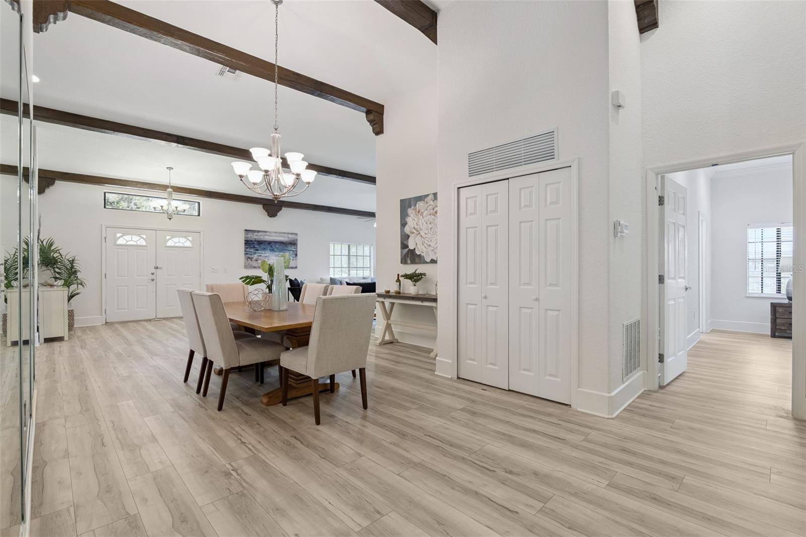 LAKE HARNEY SHORES 1ST ADD - Residential