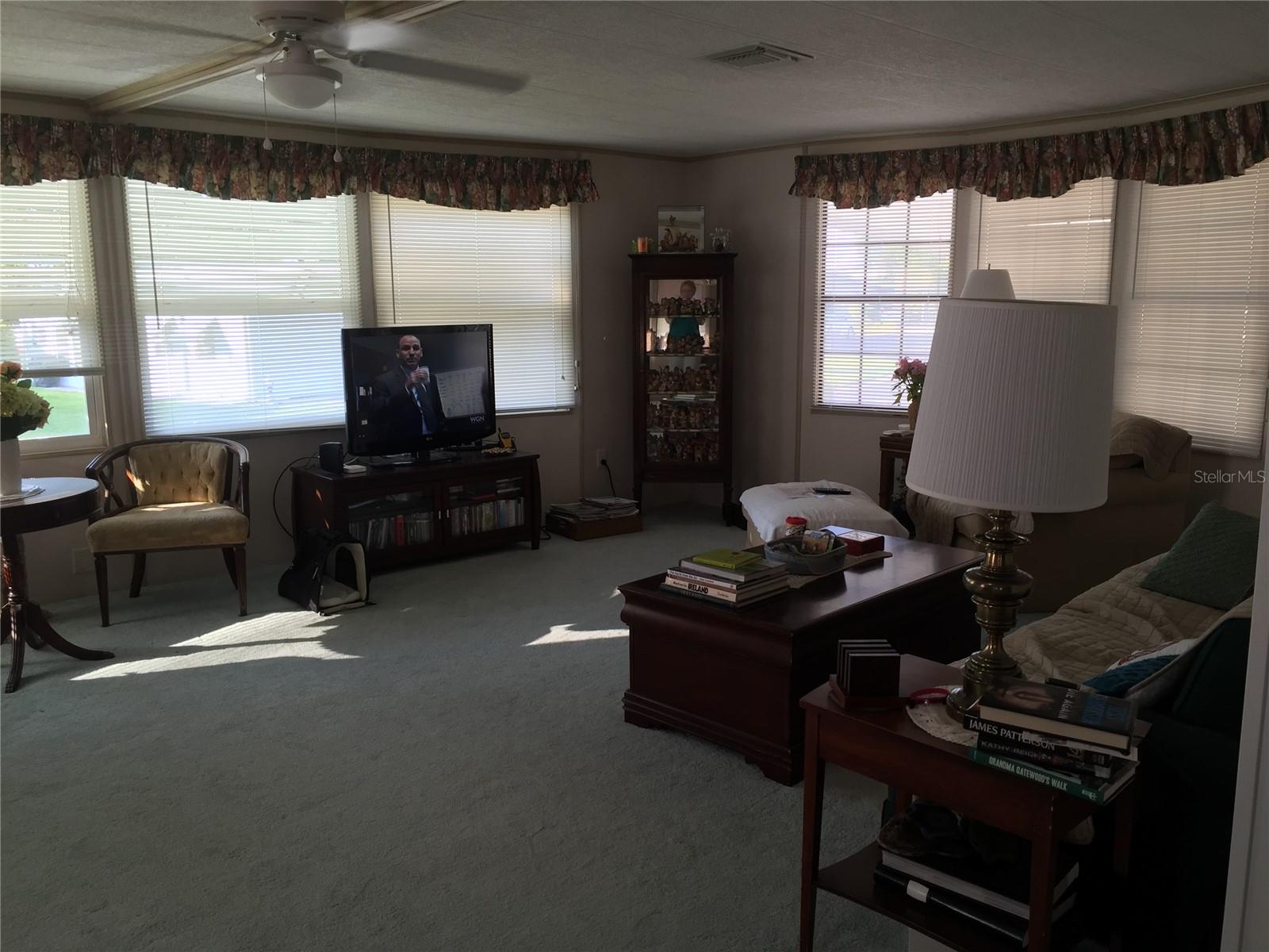 BANBURY VILLAGE CONDO - Residential