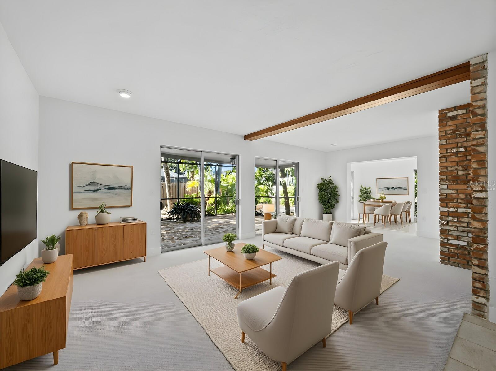 SIESTA ISLES - Residential