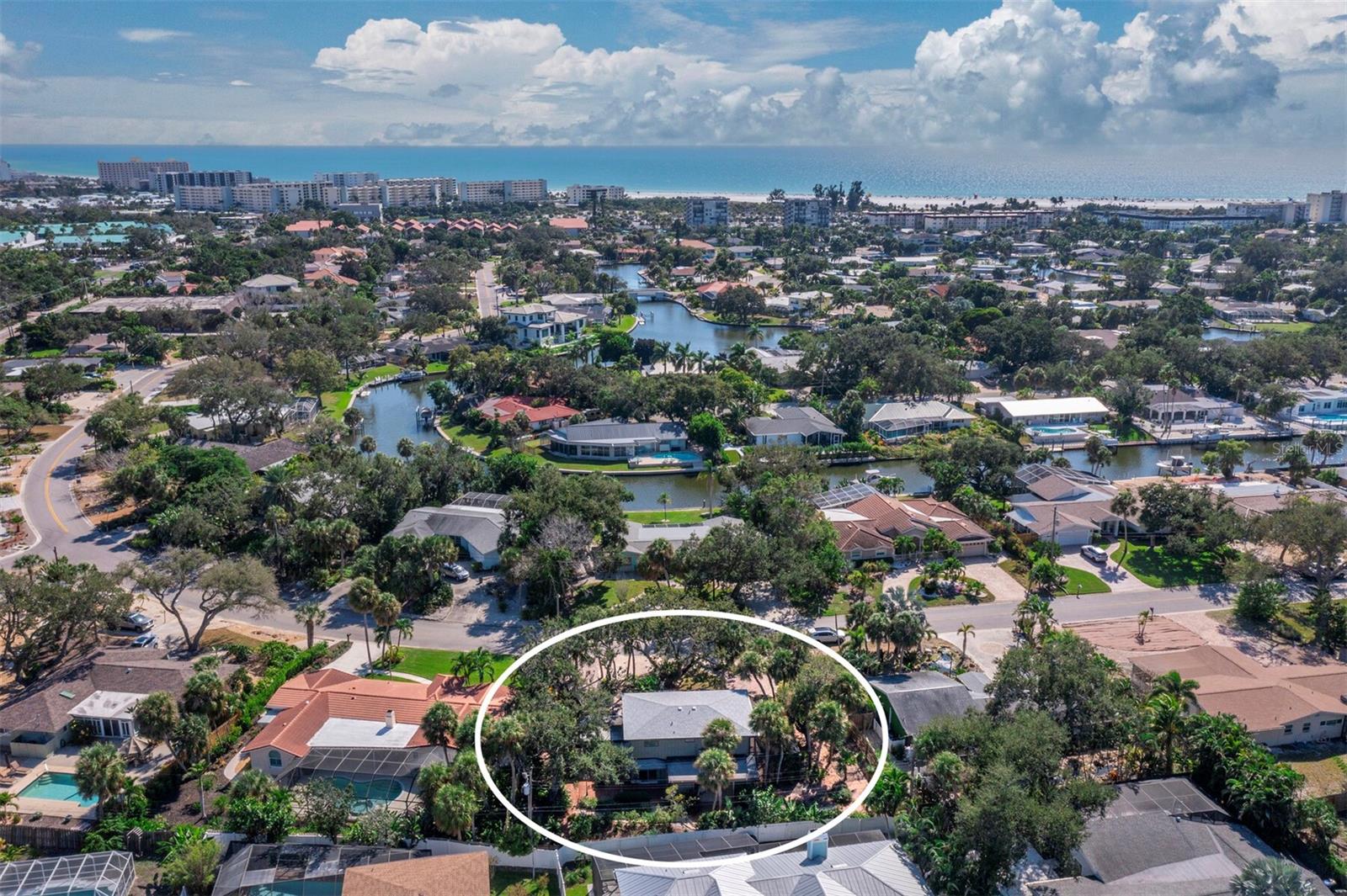 SIESTA ISLES - Residential