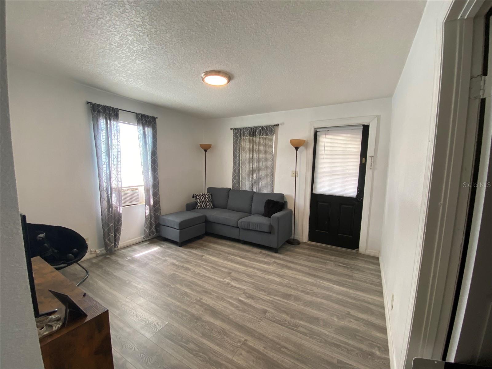 IDLEWILD RESUB UNITS 01 02 & 03 - Residential