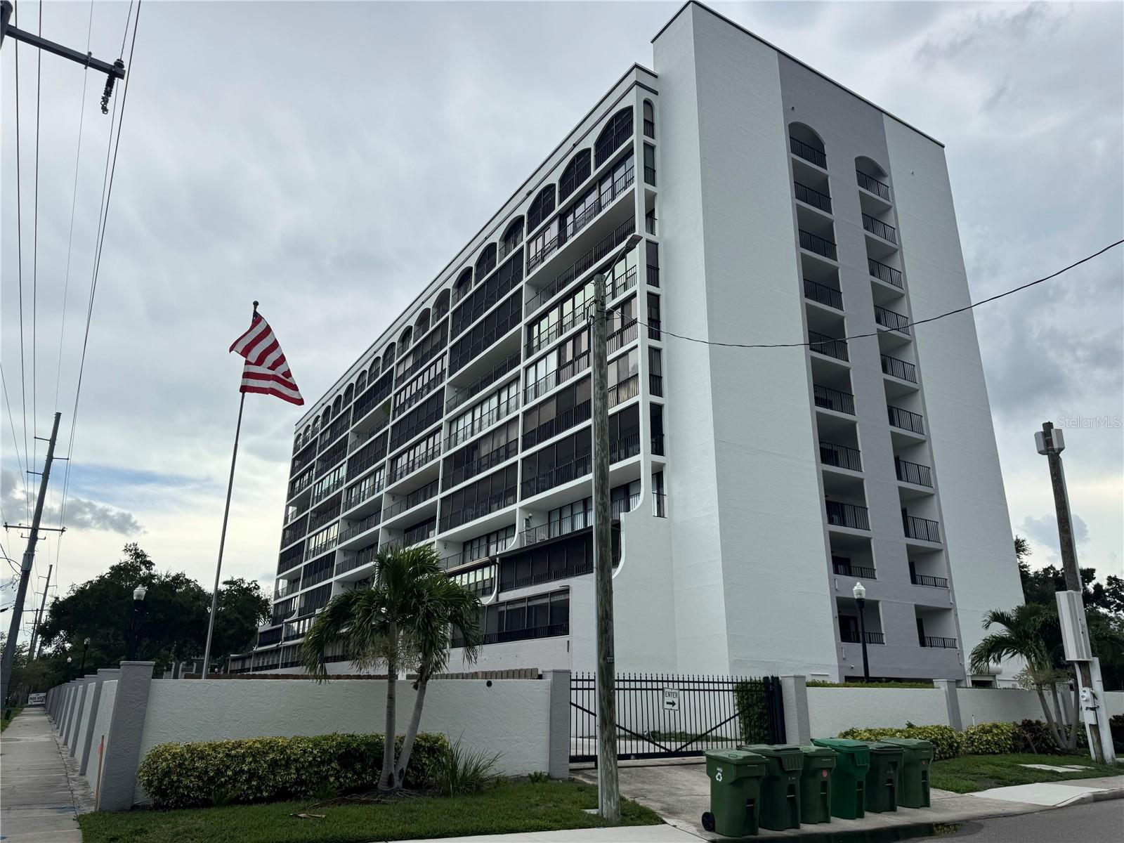 THE PARKLAND A CONDO - Residential Lease