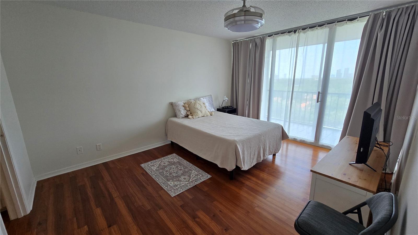 THE PARKLAND A CONDO - Residential Lease