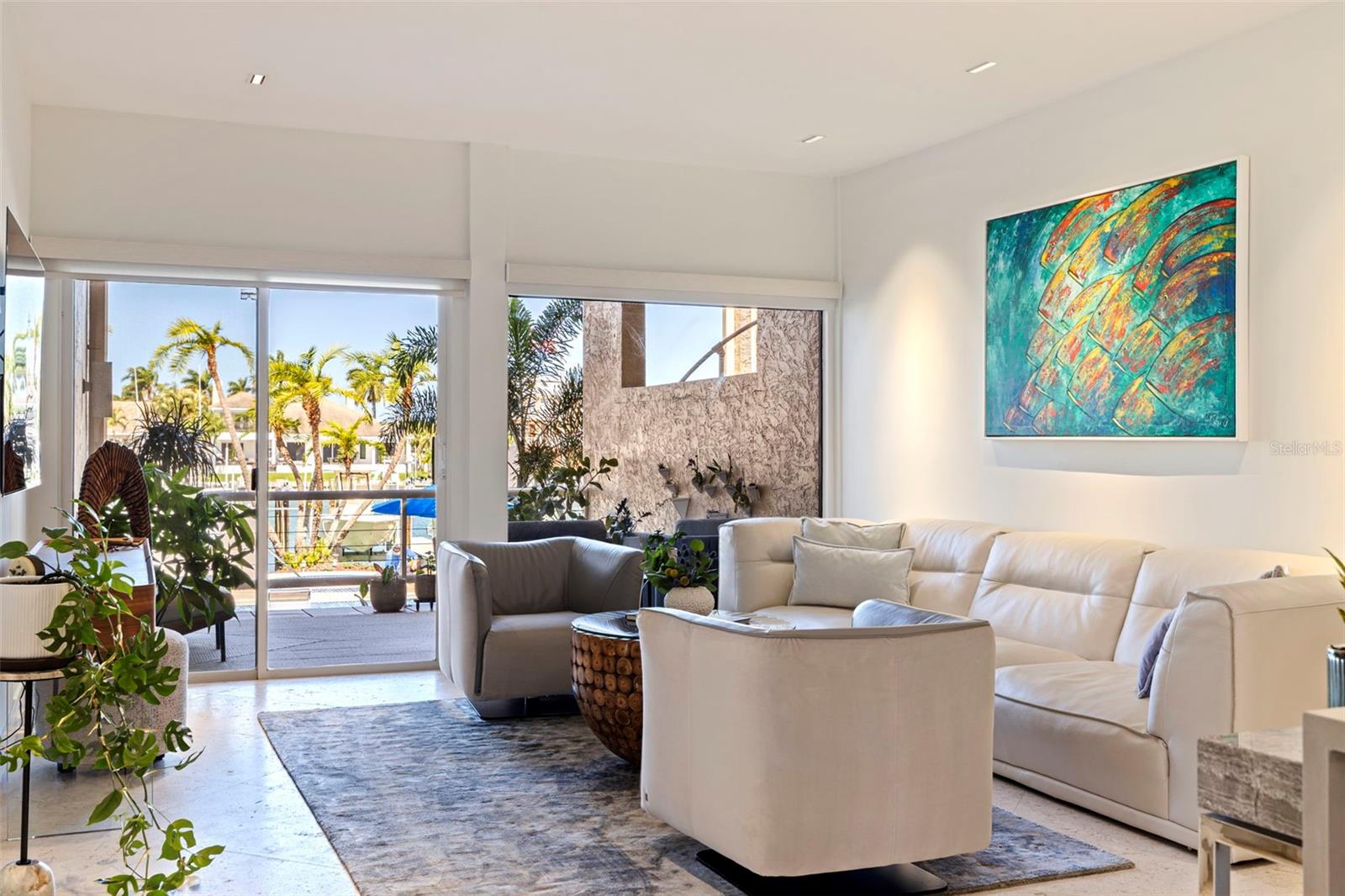 MARK CONDO THE - Residential
