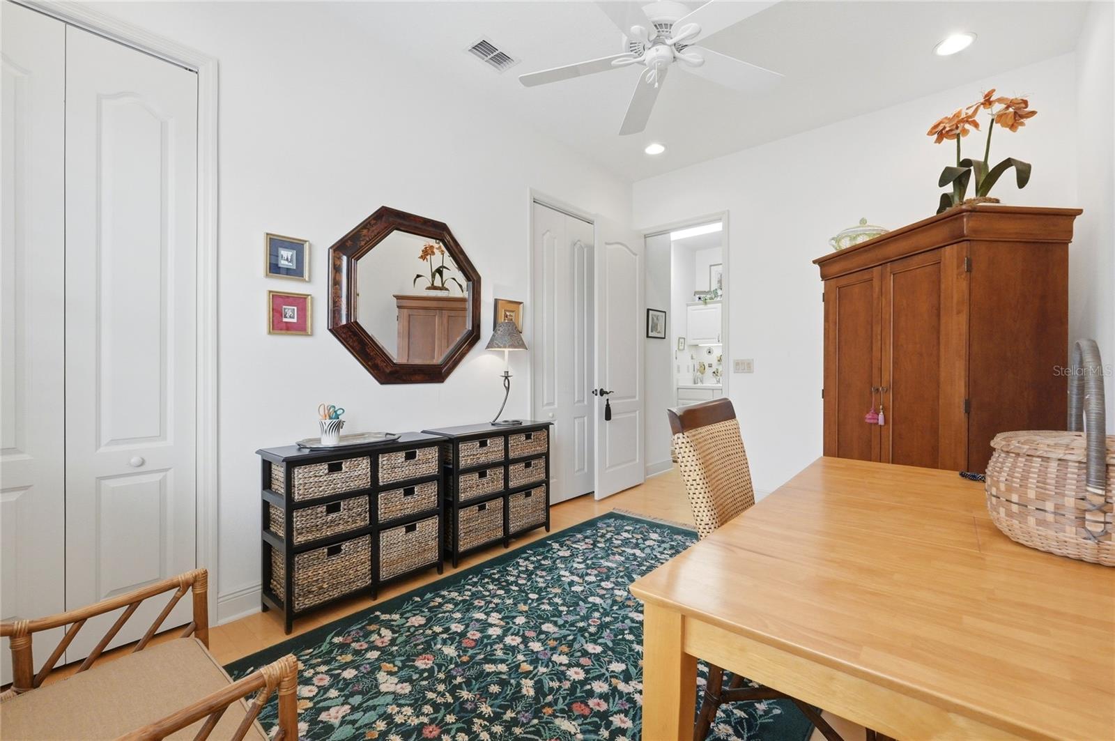 COUNTRY CLUB VILLAGE PH 02 - Residential