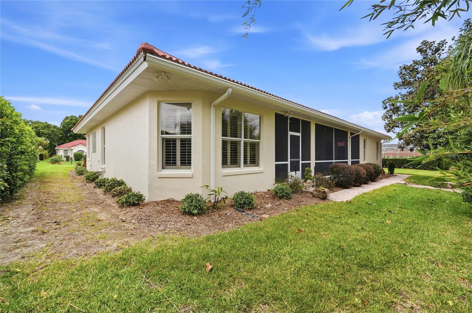 COUNTRY CLUB VILLAGE PH 02 - Residential