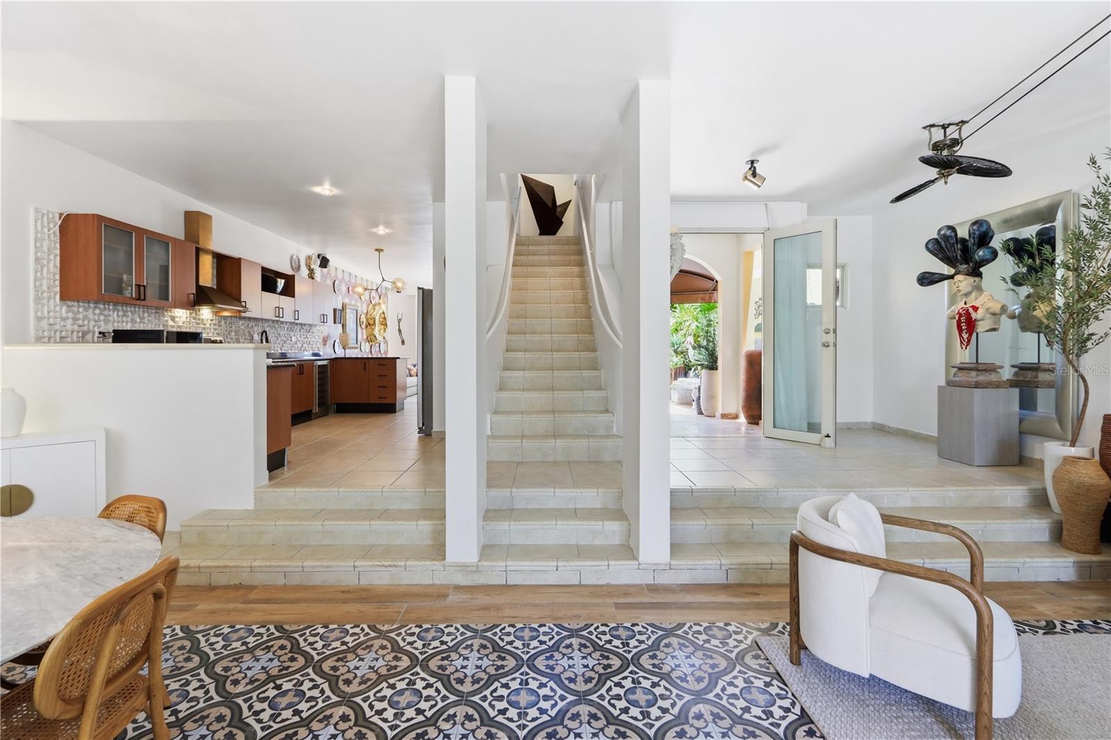 AQUABELLA - Residential