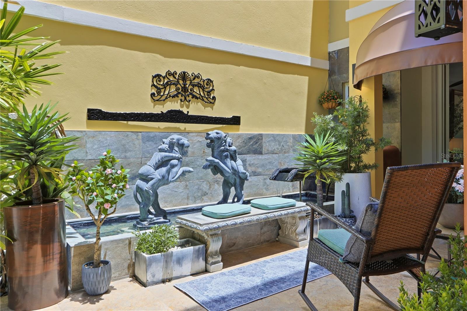 AQUABELLA - Residential