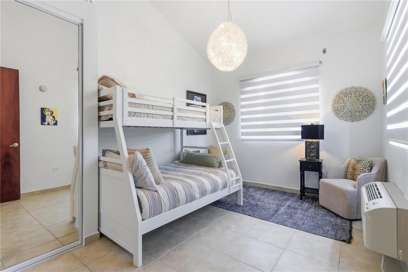 AQUABELLA - Residential