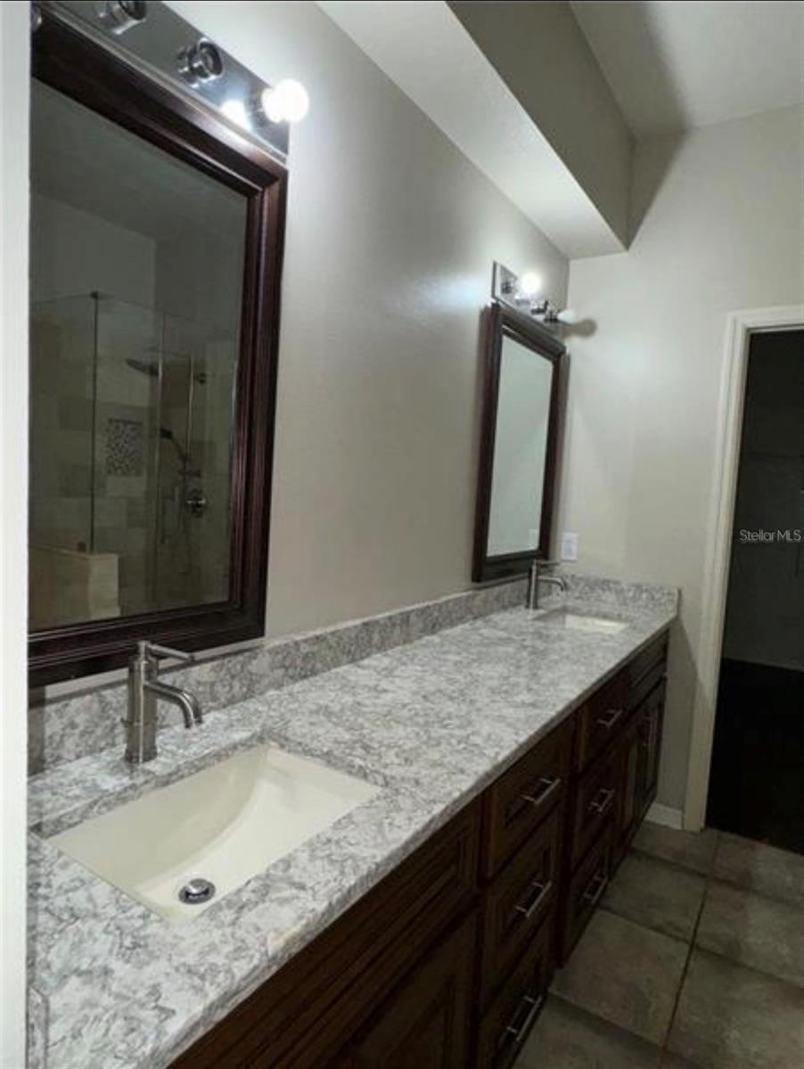 MEADOW POINTE PRCL 12 - Residential Lease