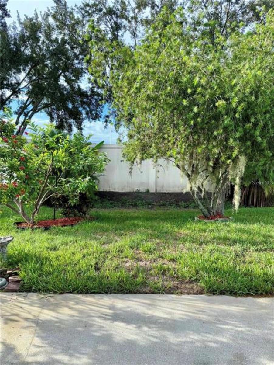 MEADOW POINTE PRCL 12 - Residential Lease
