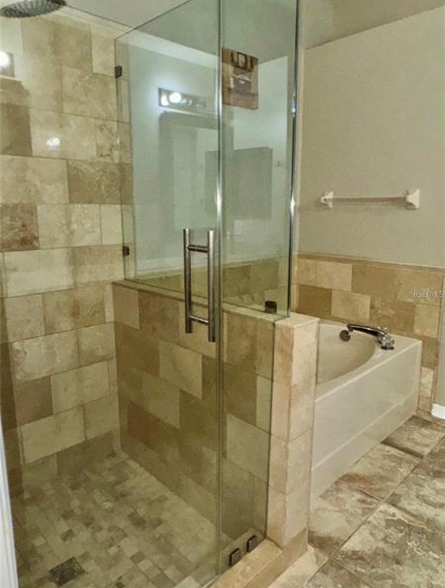 MEADOW POINTE PRCL 12 - Residential Lease