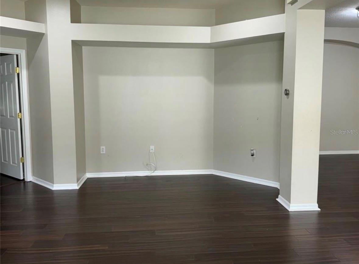 MEADOW POINTE PRCL 12 - Residential Lease