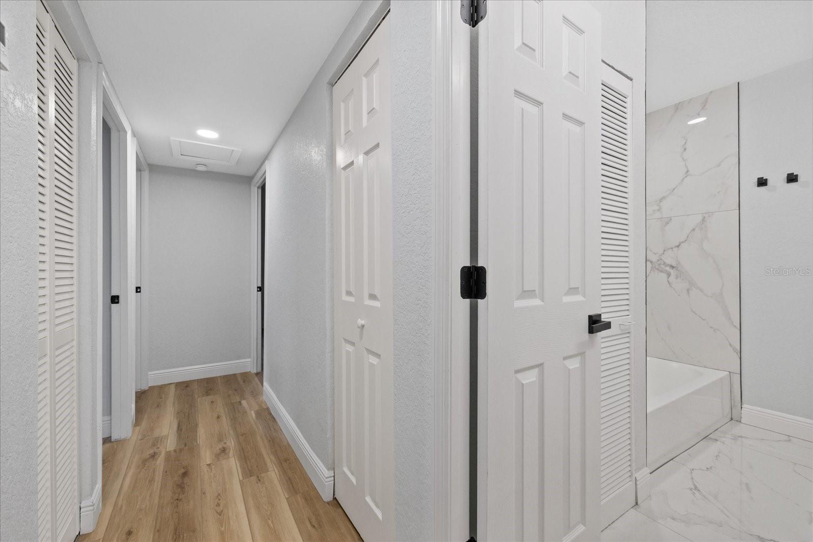 LAKEWOOD ESTATES UNIT 4 - Residential