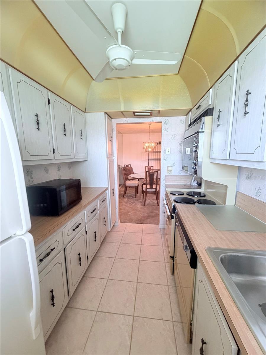 HIGH POINTE OF DEL RAY CONDO - Residential