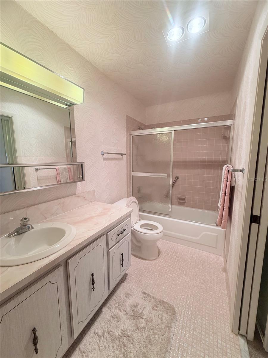 HIGH POINTE OF DEL RAY CONDO - Residential
