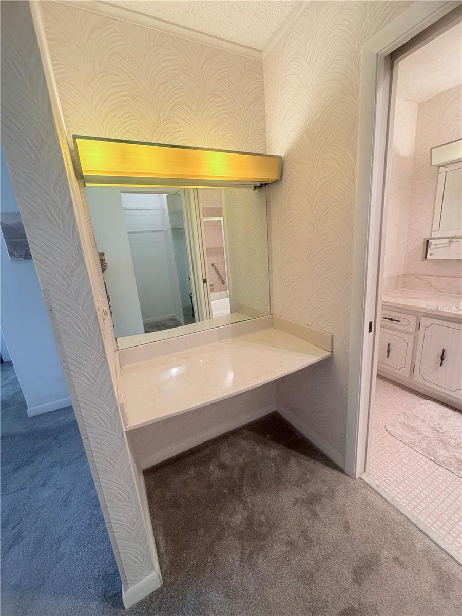 HIGH POINTE OF DEL RAY CONDO - Residential