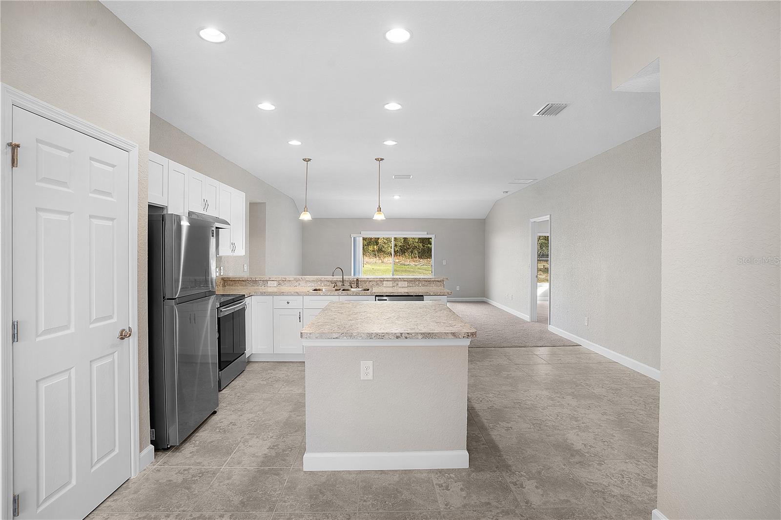 MARION OAKS UN TEN - Residential